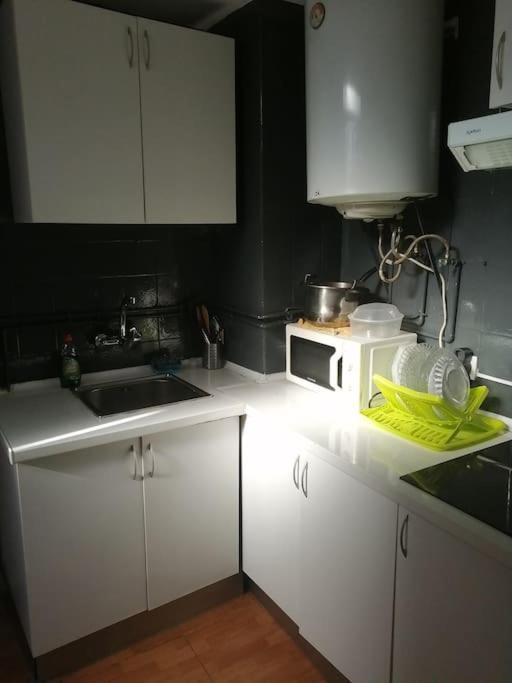 Apartamento Hotel Montana Lavapies Madrid Ngoại thất bức ảnh